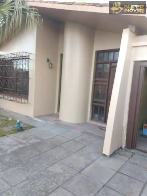 Foto 9 de Casa com 2 quartos à venda, 360m2 em Três Vendas, Pelotas - RS