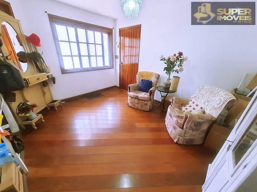 Casa com 3 quartos à venda, 360m2 em Centro, Pelotas - RS - imagem 7 Foto 7 de Casa com 3 quartos à venda, 360m2 em Centro, Pelotas - RS