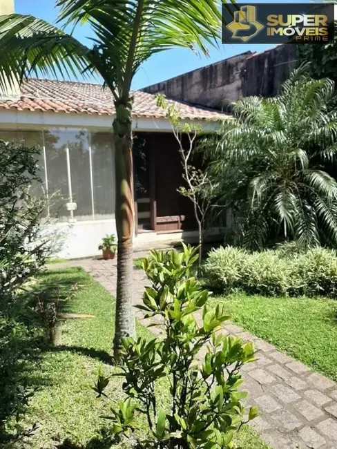 Foto 1 de Casa com 7 quartos à venda, 1500m2 em Laranjal, Pelotas - RS