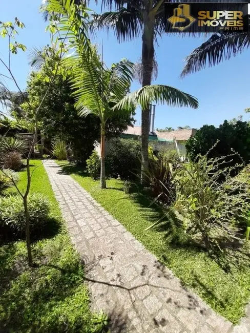 Foto 4 de Casa com 7 quartos à venda, 1500m2 em Laranjal, Pelotas - RS