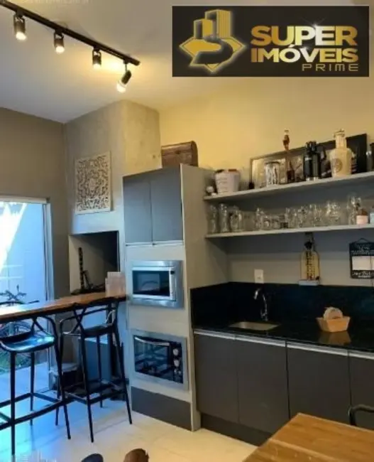 Foto 3 de Casa com 3 quartos à venda, 155m2 em Laranjal, Pelotas - RS