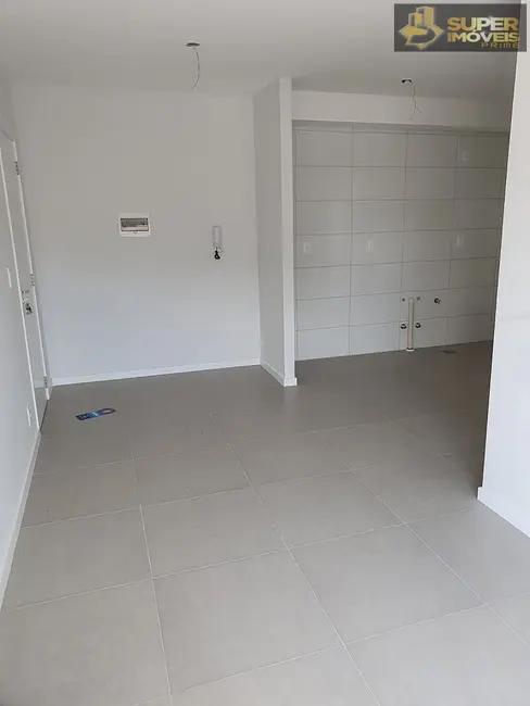 Foto 2 de Apartamento com 2 quartos à venda, 50m2 em Areal, Pelotas - RS