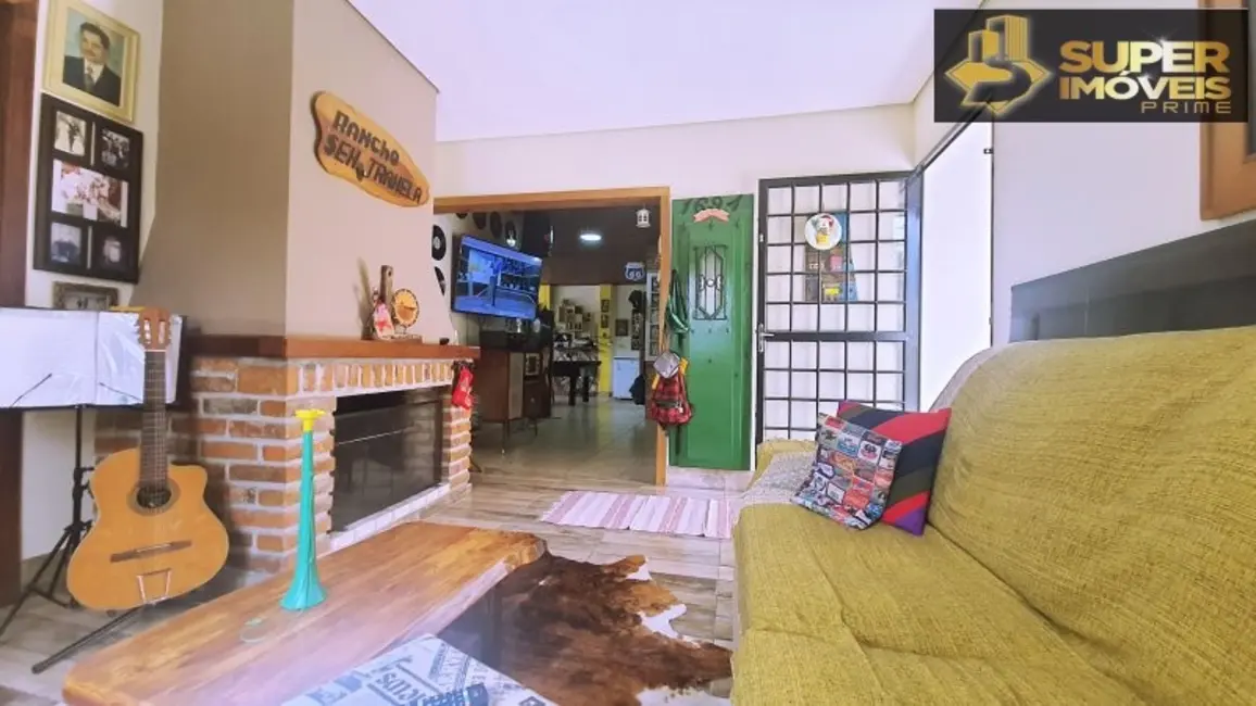 Foto 5 de Casa com 2 quartos à venda, 175m2 em Centro, Pelotas - RS