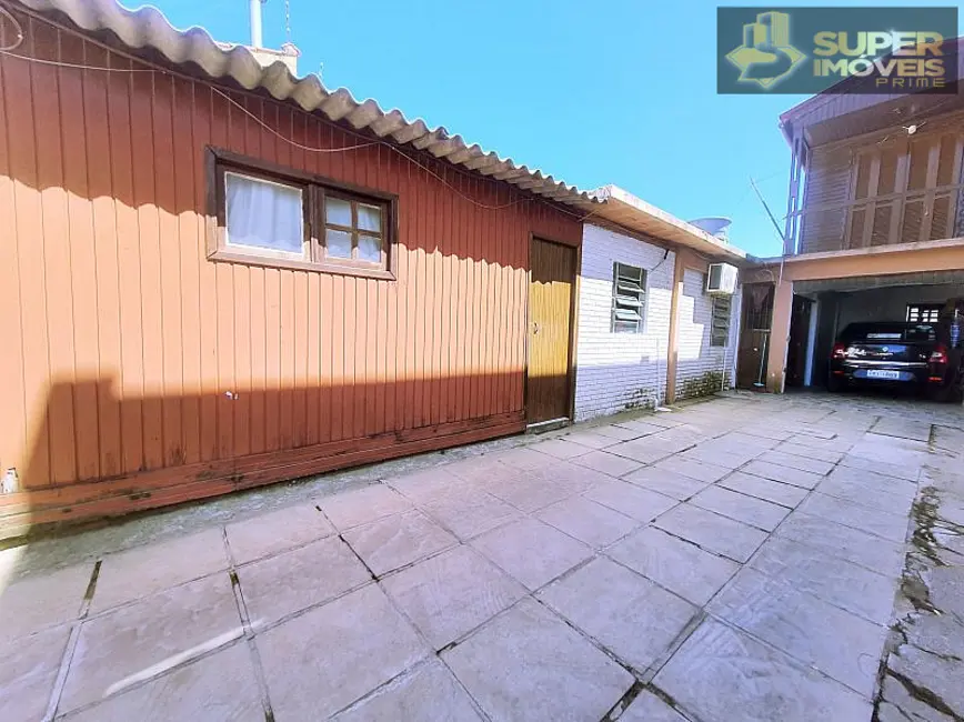 Casa com 3 quartos à venda, 210m2 em Fragata, Pelotas - RS - imagem 3 Foto 3 de Casa com 3 quartos à venda, 210m2 em Fragata, Pelotas - RS