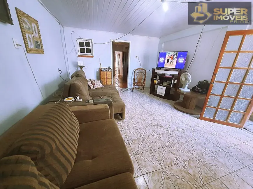 Casa com 3 quartos à venda, 210m2 em Fragata, Pelotas - RS - imagem 7 Foto 7 de Casa com 3 quartos à venda, 210m2 em Fragata, Pelotas - RS