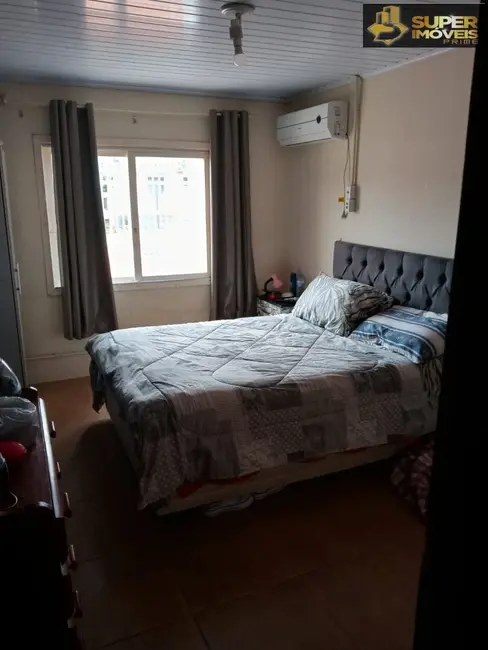 Foto 6 de Casa com 2 quartos à venda, 300m2 em Laranjal, Pelotas - RS