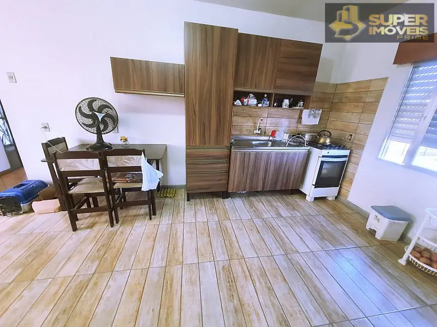 Casa com 3 quartos à venda, 300m2 em Três Vendas, Pelotas - RS - imagem 8 Foto 8 de Casa com 3 quartos à venda, 300m2 em Três Vendas, Pelotas - RS