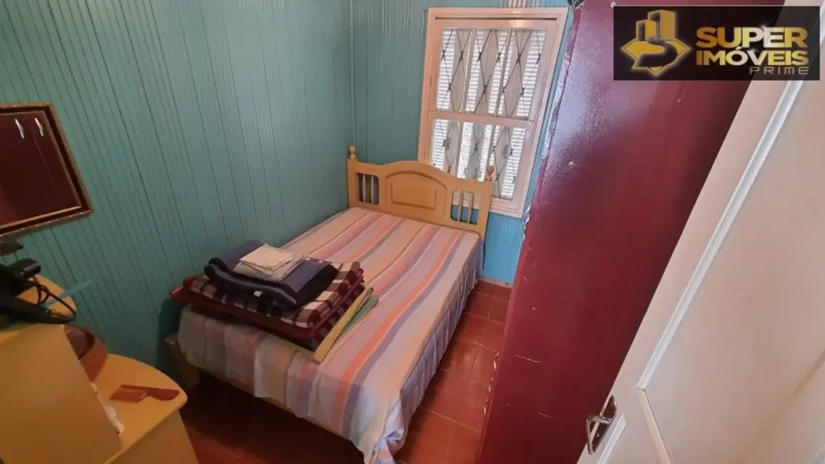 Foto 4 de Casa com 3 quartos à venda, 300m2 em Fragata, Pelotas - RS