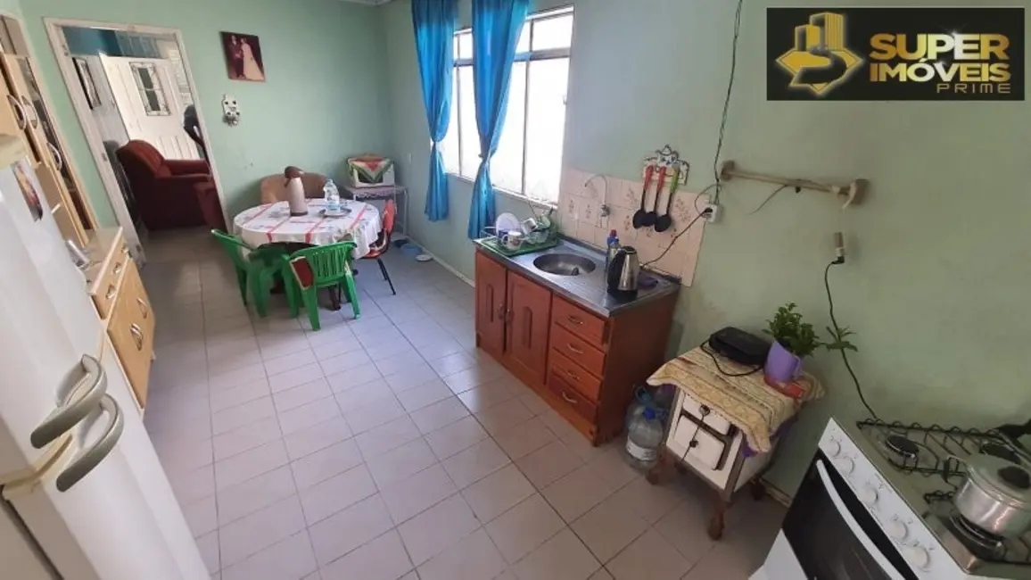 Foto 2 de Casa com 3 quartos à venda, 300m2 em Fragata, Pelotas - RS