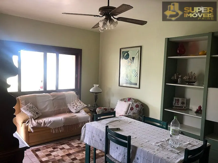 Casa com 3 quartos à venda, 300m2 em Laranjal, Pelotas - RS - imagem 1 Foto 1 de Casa com 3 quartos à venda, 300m2 em Laranjal, Pelotas - RS