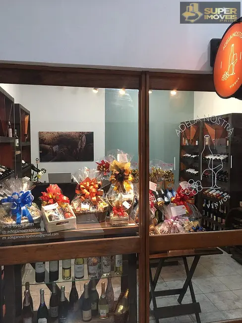 Foto 2 de Loja à venda, 22m2 em Laranjal, Pelotas - RS