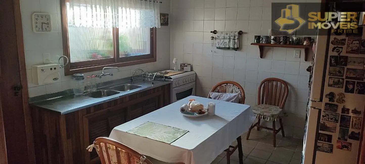 Foto 5 de Apartamento com 3 quartos à venda, 208m2 em Centro, Pelotas - RS