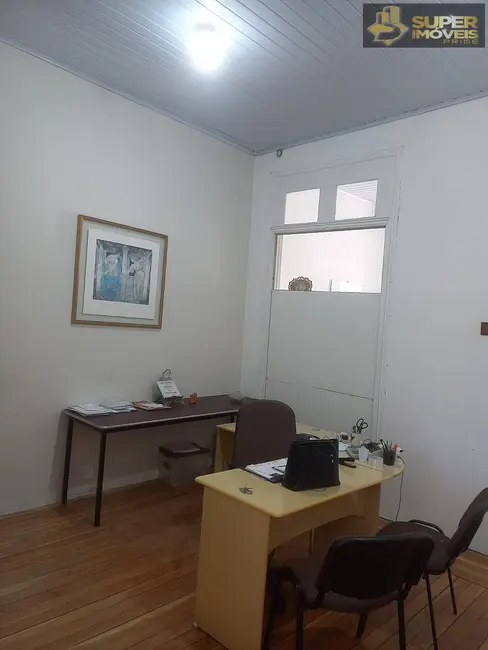 Casa com 3 quartos à venda, 175m2 em Centro, Pelotas - RS - imagem 7 Foto 7 de Casa com 3 quartos à venda, 175m2 em Centro, Pelotas - RS