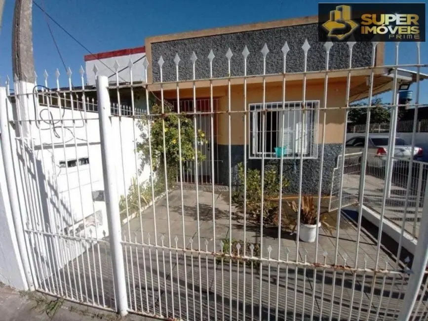 Foto 2 de Casa com 2 quartos à venda, 300m2 em Três Vendas, Pelotas - RS