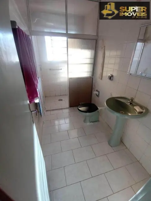 Foto 9 de Casa com 2 quartos à venda, 300m2 em Três Vendas, Pelotas - RS