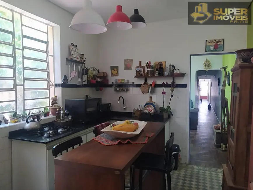 Casa com 3 quartos à venda, 169m2 em Centro, Pelotas - RS - imagem 8 Foto 8 de Casa com 3 quartos à venda, 169m2 em Centro, Pelotas - RS