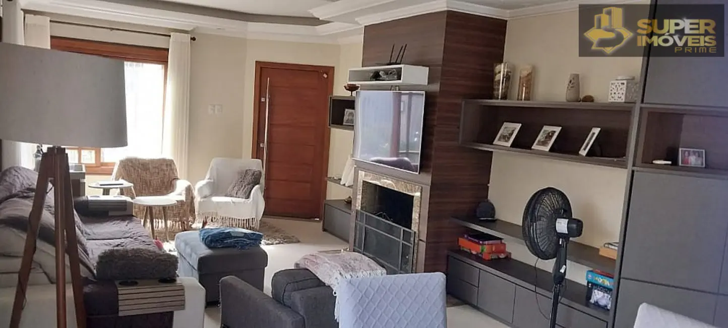 Foto 3 de Casa com 4 quartos à venda, 360m2 em Centro, Pelotas - RS