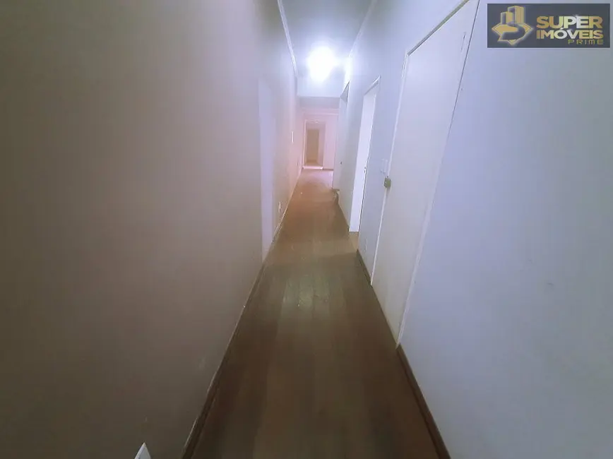 Casa com 3 quartos à venda, 285m2 em Centro, Pelotas - RS - imagem 4 Foto 4 de Casa com 3 quartos à venda, 285m2 em Centro, Pelotas - RS