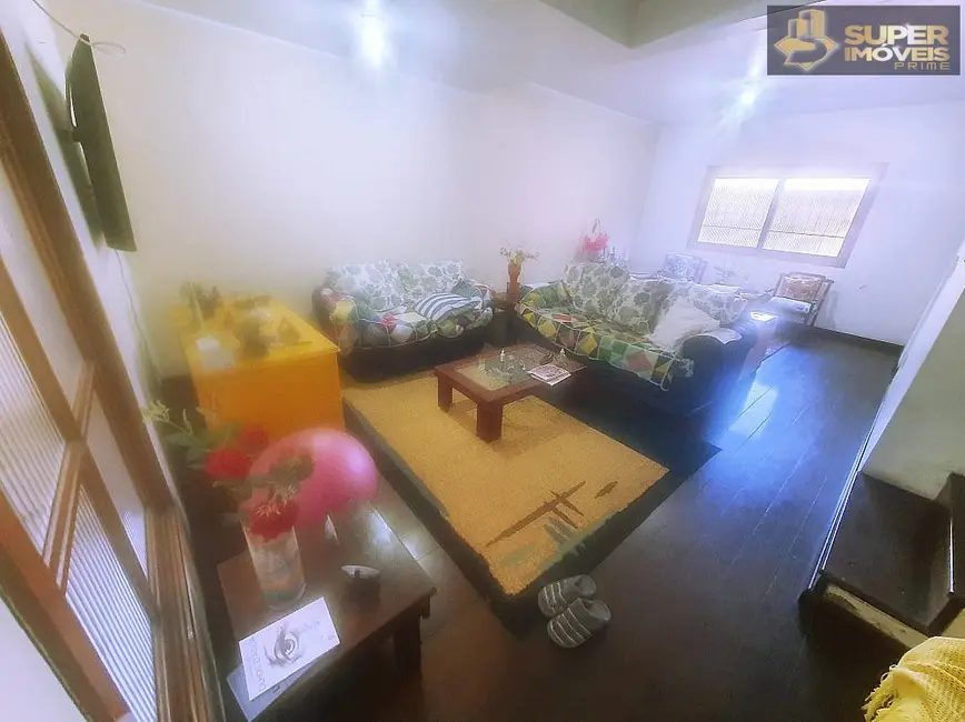 Casa com 4 quartos à venda, 391m2 em Centro, Pelotas - RS - imagem 2 Foto 2 de Casa com 4 quartos à venda, 391m2 em Centro, Pelotas - RS