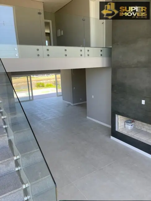 Foto 4 de Casa com 3 quartos à venda, 420m2 em Laranjal, Pelotas - RS