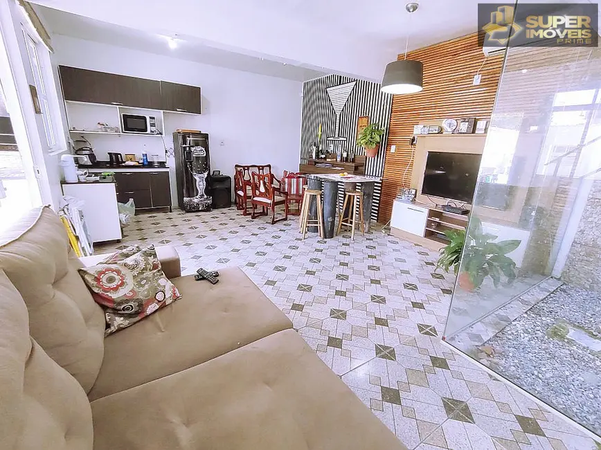 Foto 4 de Casa com 5 quartos à venda, 500m2 em Areal, Pelotas - RS