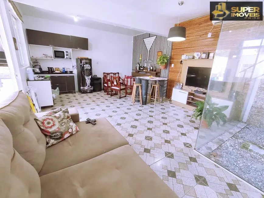 Foto 4 de Casa com 5 quartos à venda, 500m2 em Areal, Pelotas - RS