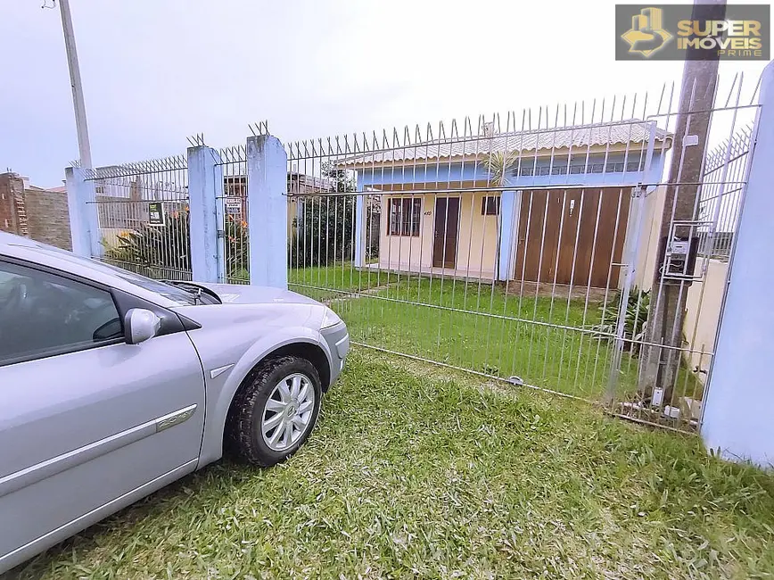 Casa com 3 quartos à venda, 300m2 em Três Vendas, Pelotas - RS - imagem 1 Foto 1 de Casa com 3 quartos à venda, 300m2 em Três Vendas, Pelotas - RS