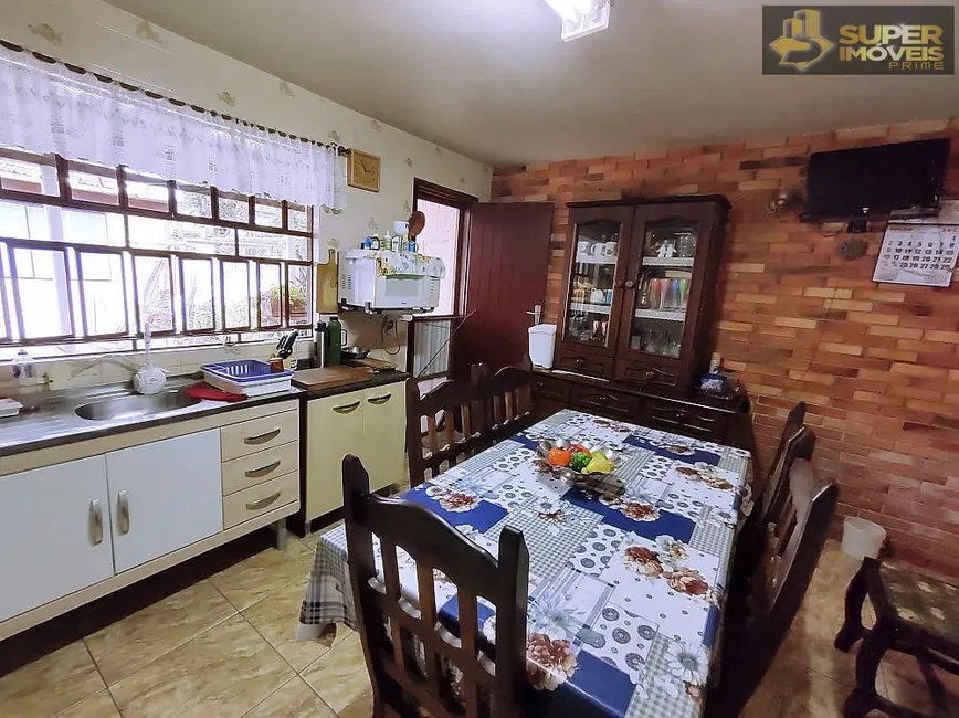 Casa com 3 quartos à venda, 193m2 em Três Vendas, Pelotas - RS - imagem 8 Foto 8 de Casa com 3 quartos à venda, 193m2 em Três Vendas, Pelotas - RS