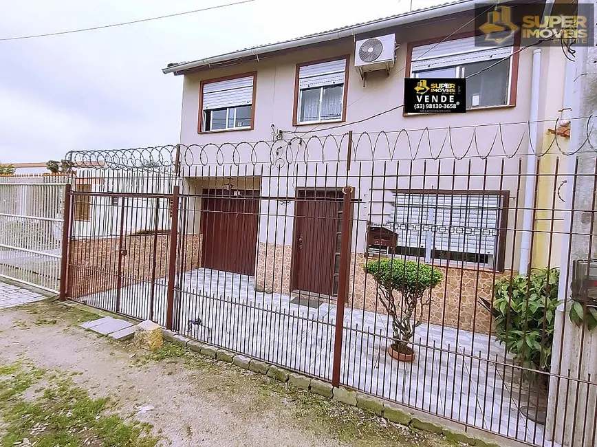 Casa com 3 quartos à venda, 193m2 em Três Vendas, Pelotas - RS - imagem 3 Foto 3 de Casa com 3 quartos à venda, 193m2 em Três Vendas, Pelotas - RS