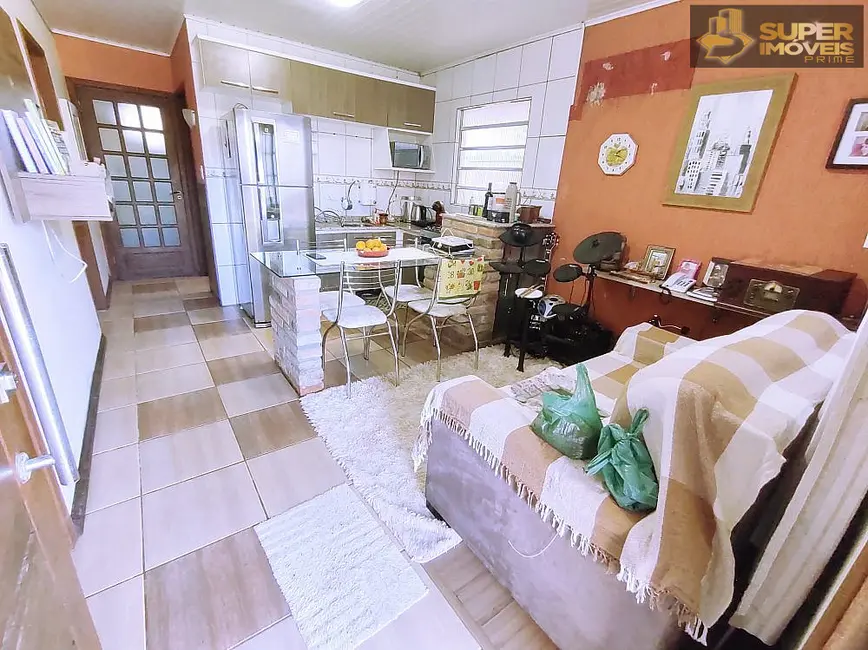 Foto 3 de Casa com 2 quartos à venda, 240m2 em Três Vendas, Pelotas - RS