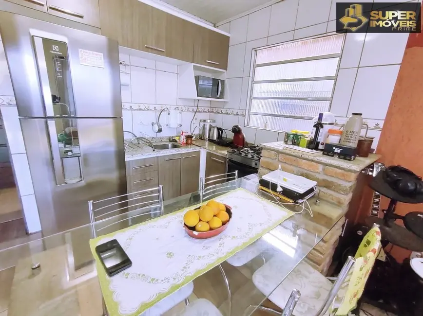 Foto 4 de Casa com 2 quartos à venda, 240m2 em Três Vendas, Pelotas - RS