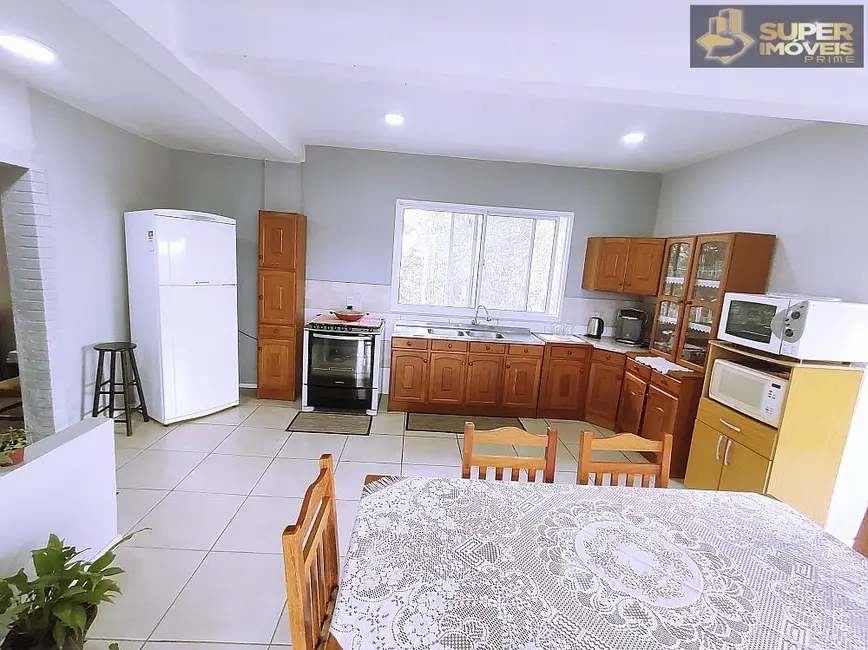 Casa com 2 quartos à venda, 592m2 em Três Vendas, Pelotas - RS - imagem 6 Foto 6 de Casa com 2 quartos à venda, 592m2 em Três Vendas, Pelotas - RS