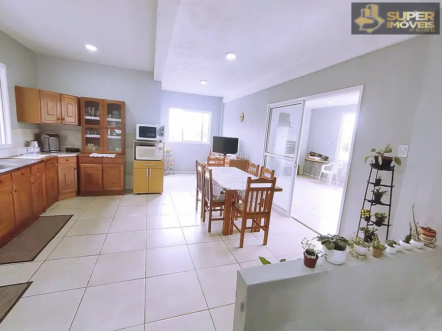 Casa com 2 quartos à venda, 592m2 em Três Vendas, Pelotas - RS - imagem 4 Foto 4 de Casa com 2 quartos à venda, 592m2 em Três Vendas, Pelotas - RS
