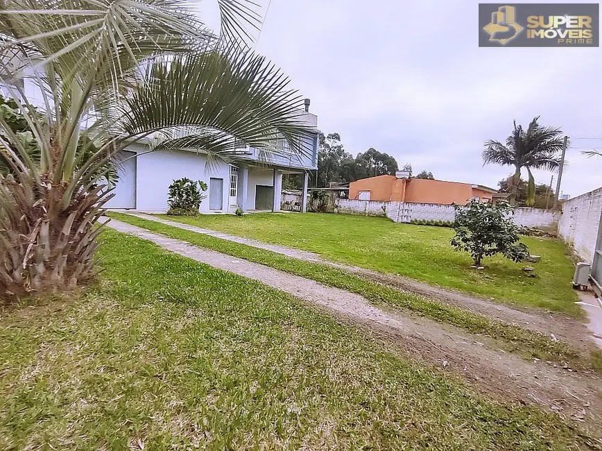 Casa com 2 quartos à venda, 592m2 em Três Vendas, Pelotas - RS - imagem 2 Foto 2 de Casa com 2 quartos à venda, 592m2 em Três Vendas, Pelotas - RS