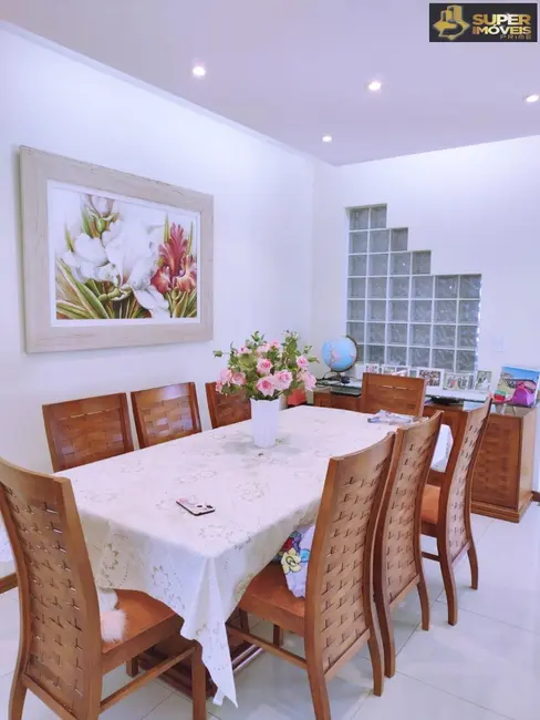 Foto 8 de Casa com 4 quartos à venda, 200m2 em Três Vendas, Pelotas - RS