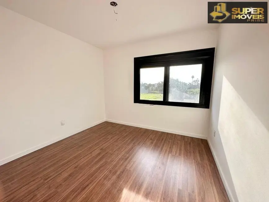 Foto 9 de Casa com 3 quartos à venda, 203m2 em Três Vendas, Pelotas - RS