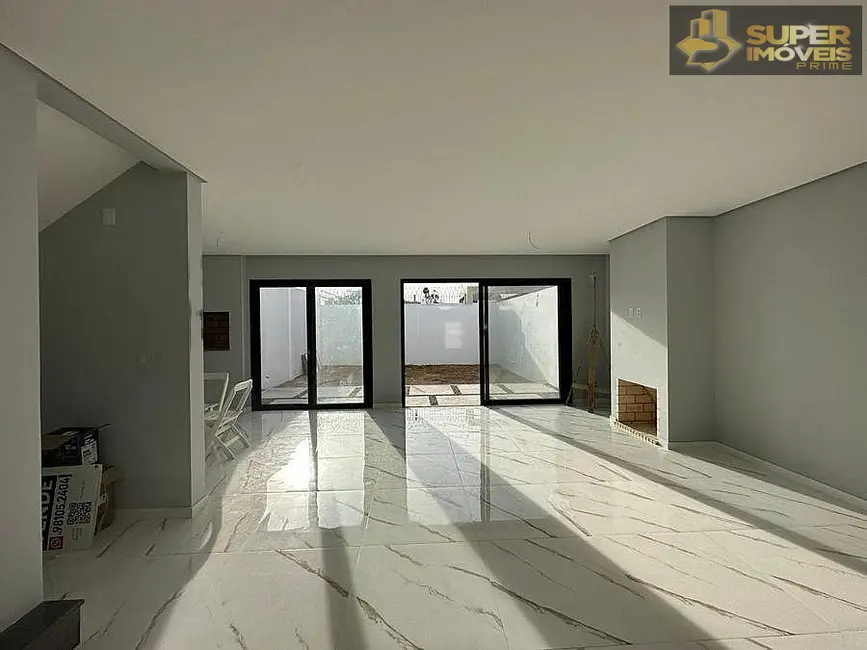 Foto 5 de Casa com 3 quartos à venda, 203m2 em Três Vendas, Pelotas - RS