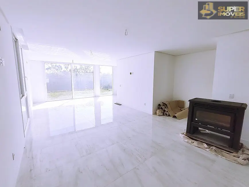 Casa de Condomínio com 3 quartos à venda, 390m2 em São Gonçalo, Pelotas - RS - imagem 8 Foto 8 de Casa de Condomínio com 3 quartos à venda, 390m2 em São Gonçalo, Pelotas - RS