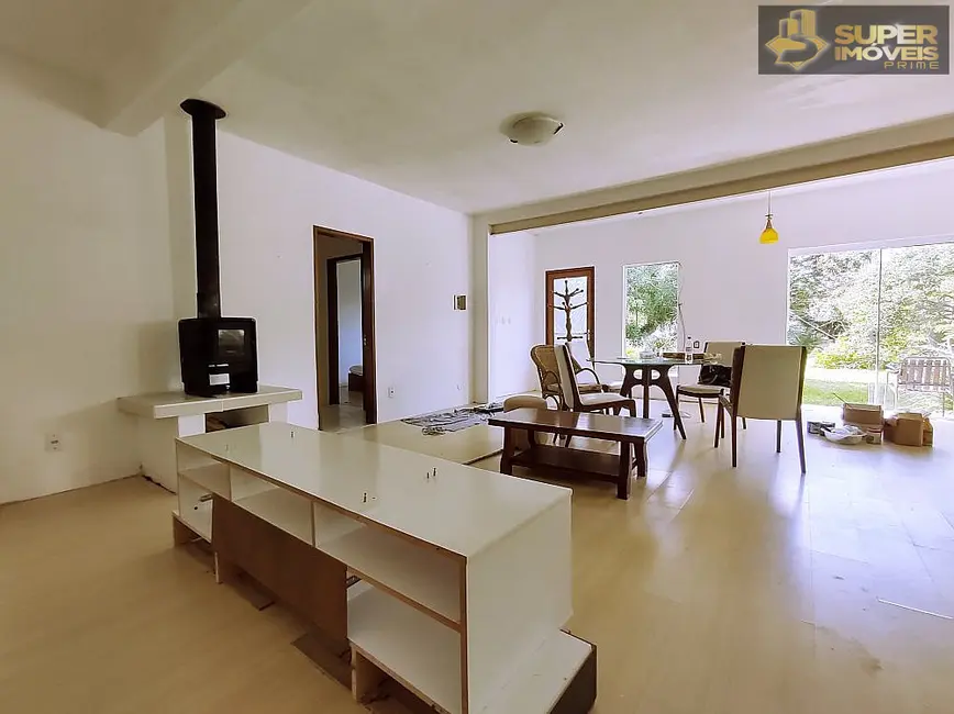 Casa com 3 quartos à venda, 910m2 em Laranjal, Pelotas - RS - imagem 1 Foto 1 de Casa com 3 quartos à venda, 910m2 em Laranjal, Pelotas - RS