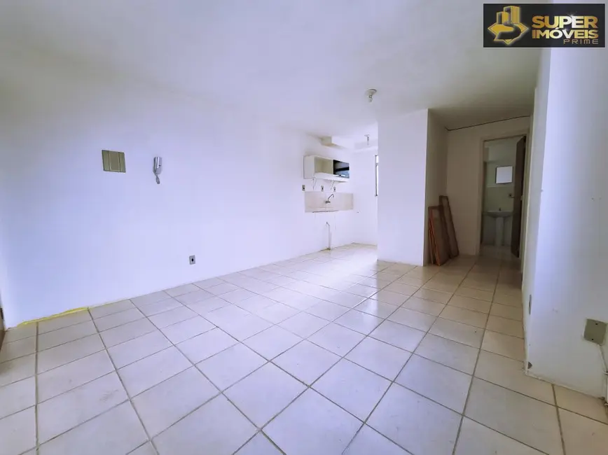 Foto 2 de Apartamento com 2 quartos para alugar, 45m2 em Areal, Pelotas - RS