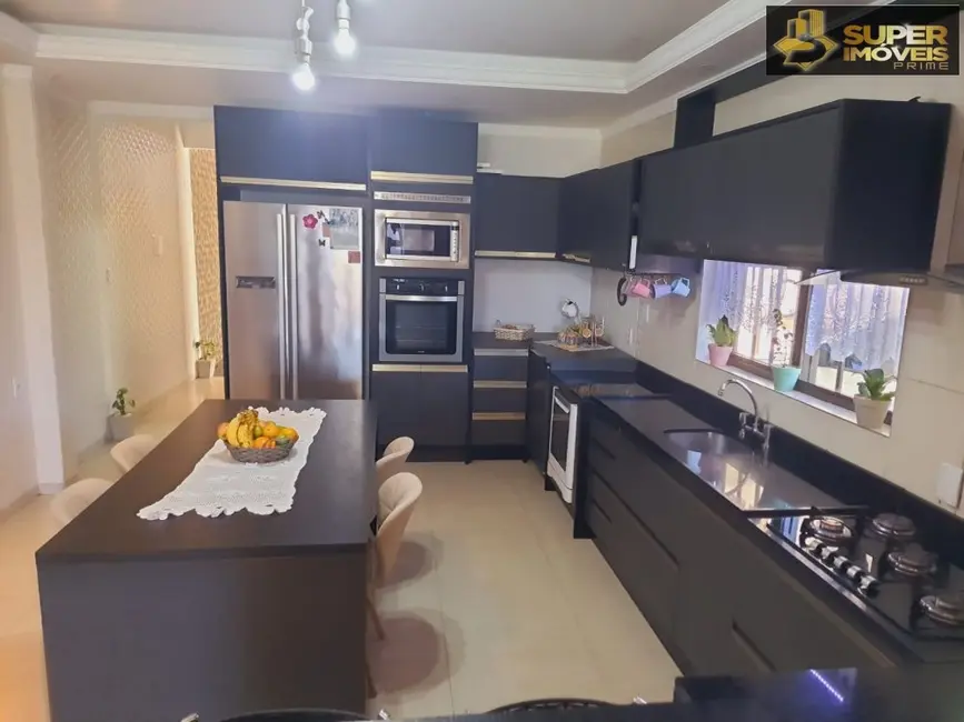 Foto 5 de Casa com 3 quartos à venda, 300m2 em Areal, Pelotas - RS