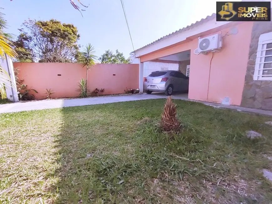 Foto 5 de Casa com 3 quartos à venda, 300m2 em Laranjal, Pelotas - RS