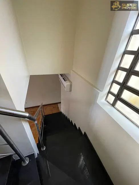 Casa com 3 quartos à venda, 183m2 em Centro, Pelotas - RS - imagem 3 Foto 3 de Casa com 3 quartos à venda, 183m2 em Centro, Pelotas - RS
