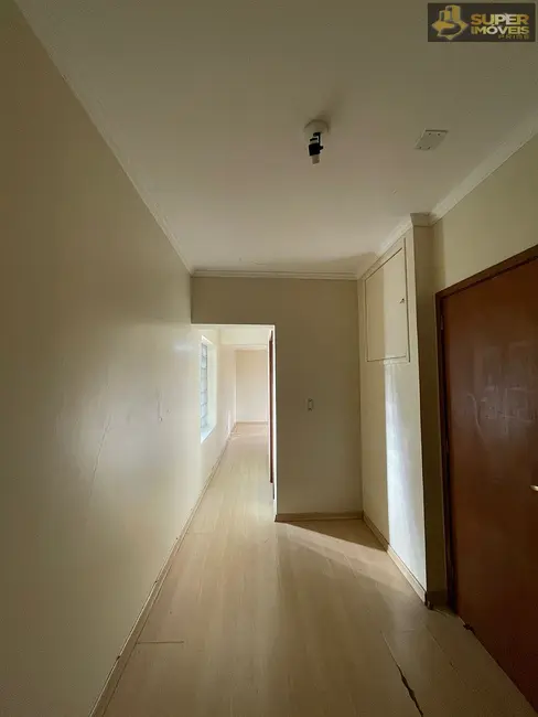 Casa com 3 quartos à venda, 183m2 em Centro, Pelotas - RS - imagem 5 Foto 5 de Casa com 3 quartos à venda, 183m2 em Centro, Pelotas - RS