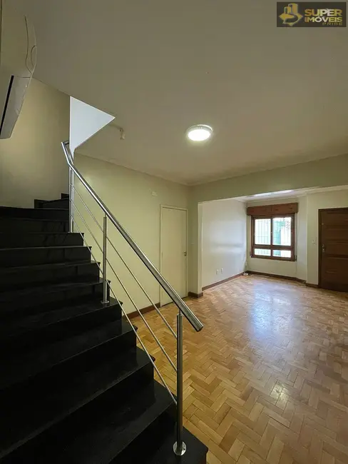 Casa com 3 quartos à venda, 183m2 em Centro, Pelotas - RS - imagem 1 Foto 1 de Casa com 3 quartos à venda, 183m2 em Centro, Pelotas - RS