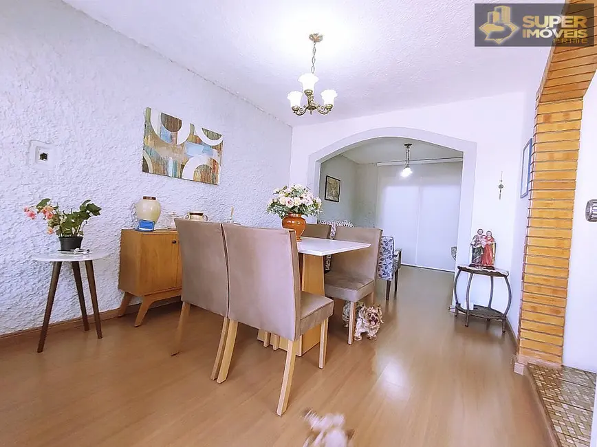 Foto 2 de Casa com 3 quartos à venda, 300m2 em Areal, Pelotas - RS