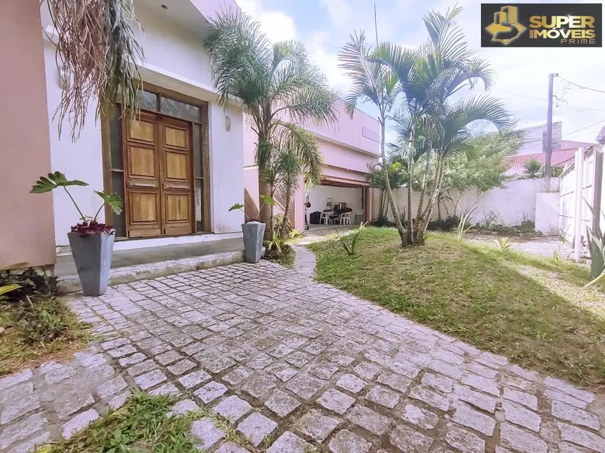 Casa com 3 quartos para alugar, 500m2 em São Gonçalo, Pelotas - RS - imagem 5 Foto 5 de Casa com 3 quartos para alugar, 500m2 em São Gonçalo, Pelotas - RS