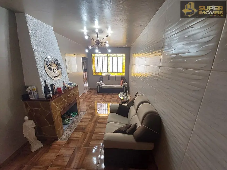 Casa com 3 quartos à venda, 232m2 em Centro, Pelotas - RS - imagem 1 Foto 1 de Casa com 3 quartos à venda, 232m2 em Centro, Pelotas - RS