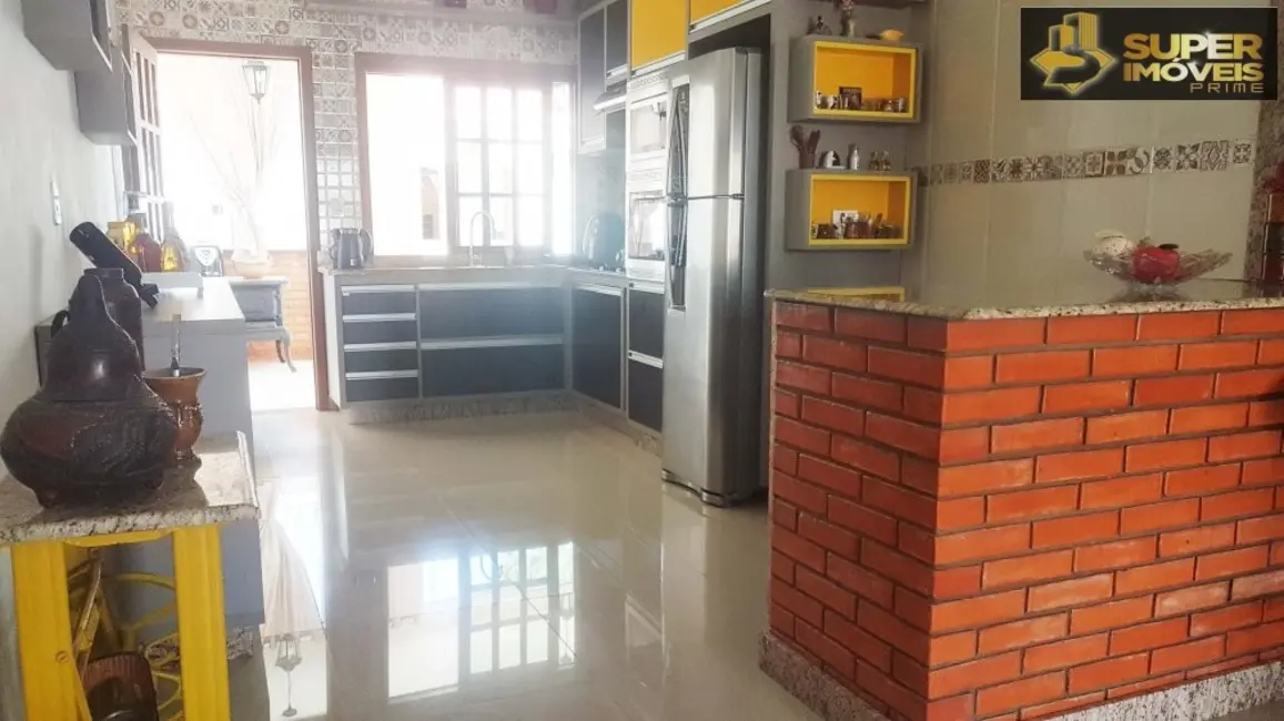 Foto 2 de Casa com 2 quartos à venda, 300m2 em Laranjal, Pelotas - RS