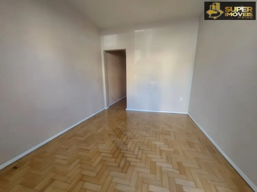 Foto 2 de Casa com 3 quartos à venda, 150m2 em Pelotas - RS